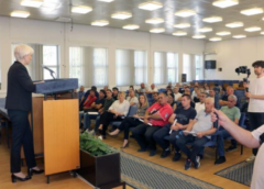 ПОЉОПРИВРЕДНИЦИМА ДОДЕЉЕНИ УГОВОРИ
